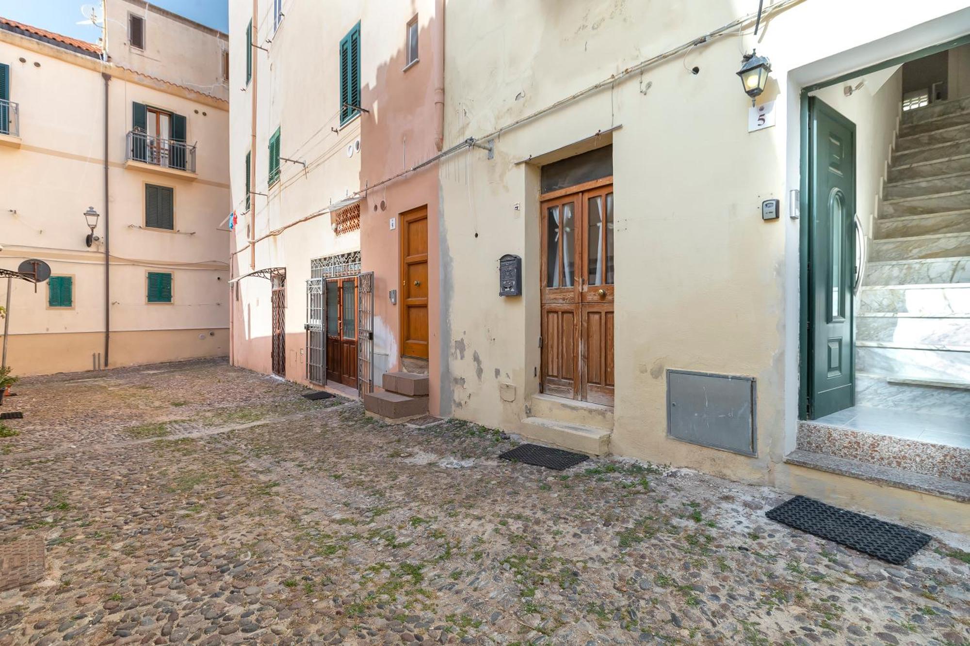 Sardinia Re - Casa Pinuccia Apartment Alghero Exterior photo